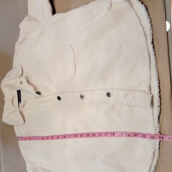 Zara Size XS Oversized Cream Colored Corduroy Shacket, Exc. Used Condition - Picture 9 of 12